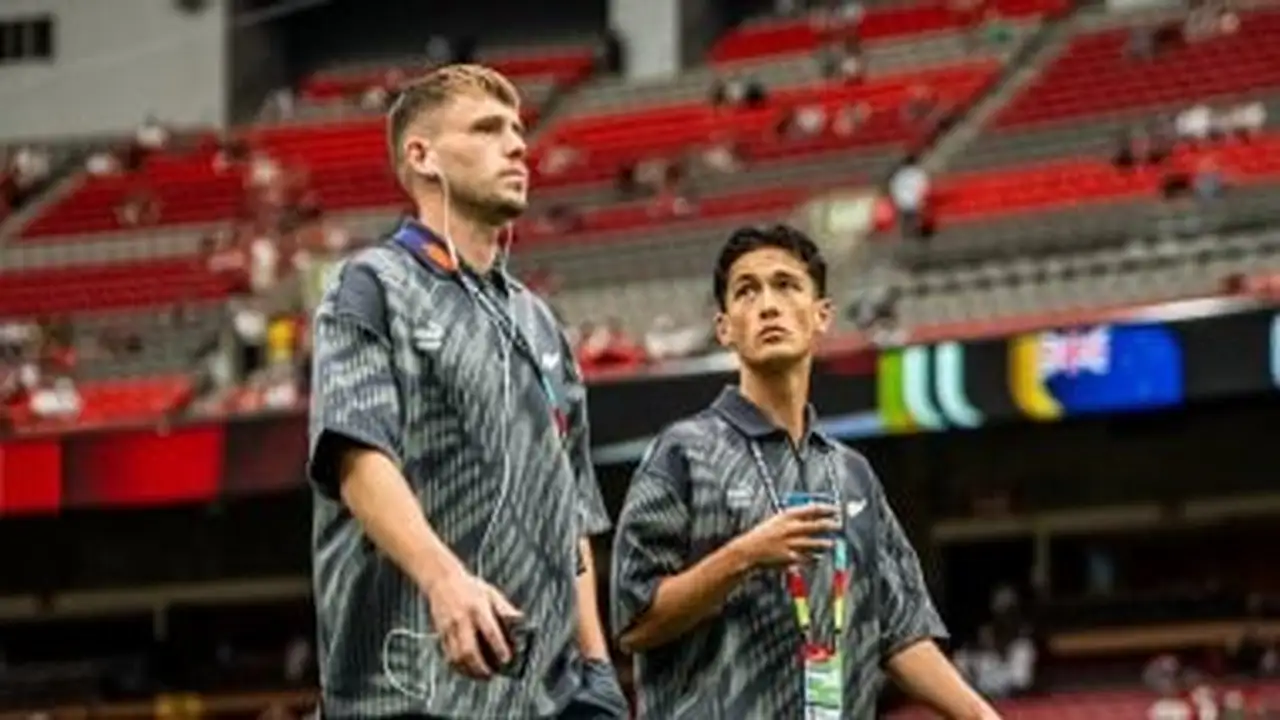 منتخب نيوزيلندا يصل ملعب مباراة مصر في كأس العالم المقبل